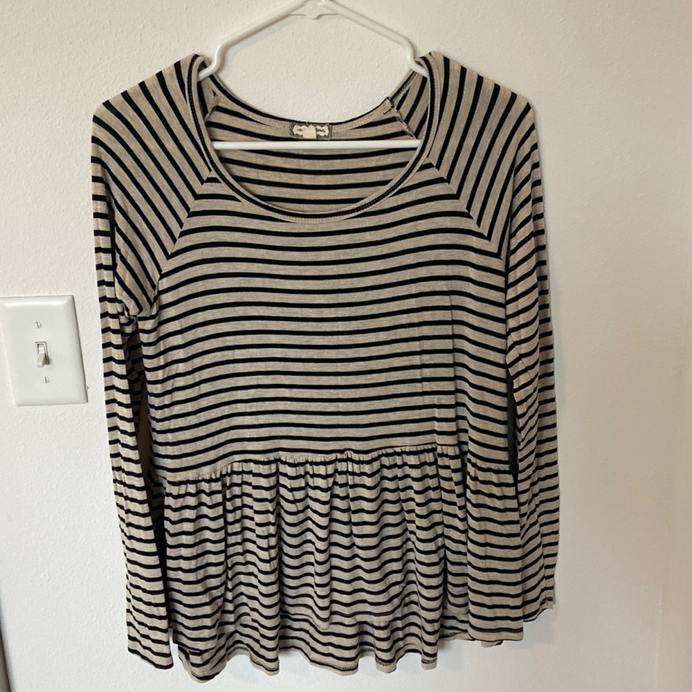 Tan & black striped flowy shirt